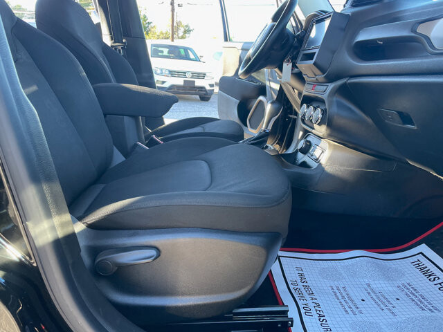 2015 Jeep Renegade in Baltimore, MD 21225 - 18062619 15