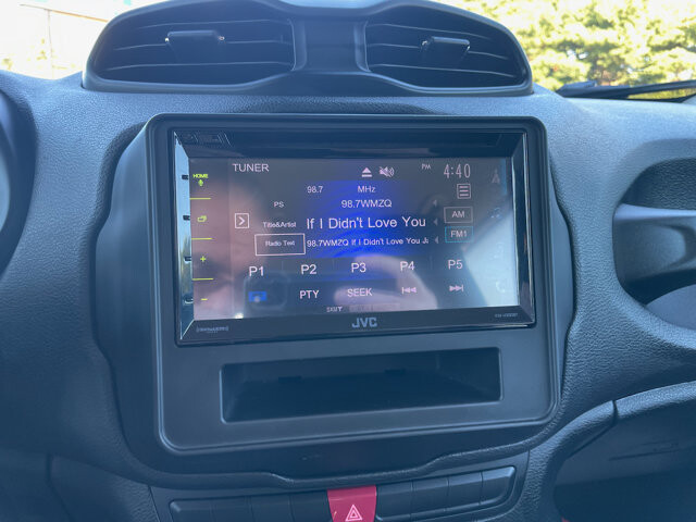 2015 Jeep Renegade in Baltimore, MD 21225 - 18062619 37