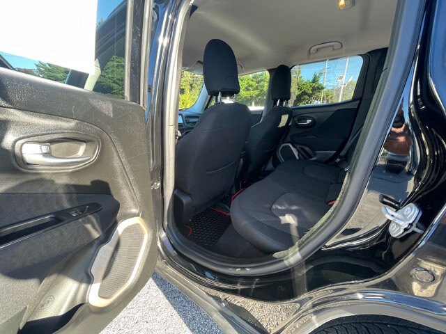 2015 Jeep Renegade in Baltimore, MD 21225 - 18062619 25