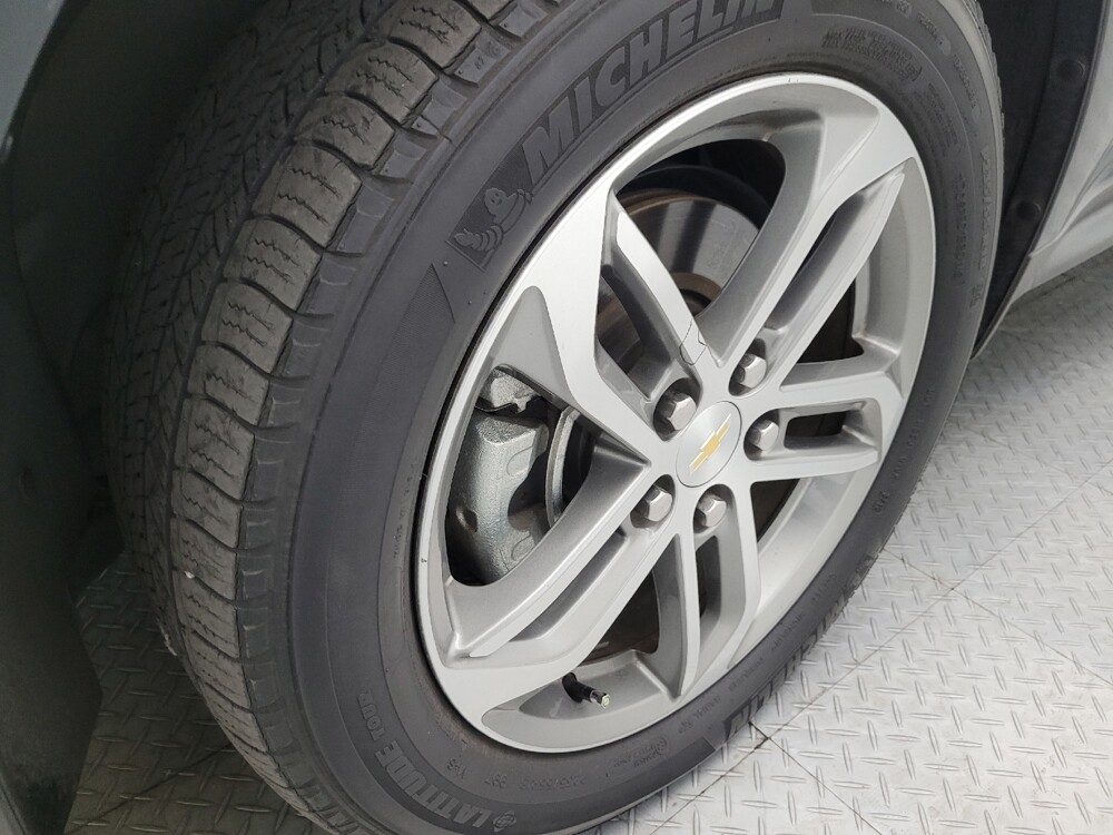 2017 Chevrolet Equinox in Phoenix, AZ 85022 - 18062676 31