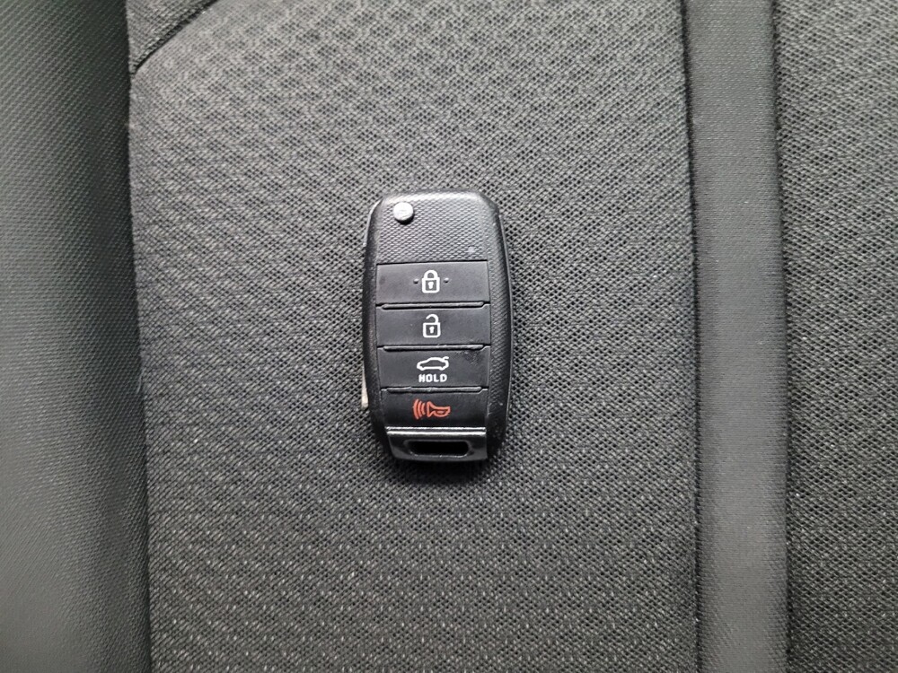 2017 Kia Optima in Las Vegas, NV 89104 - 18062684 32