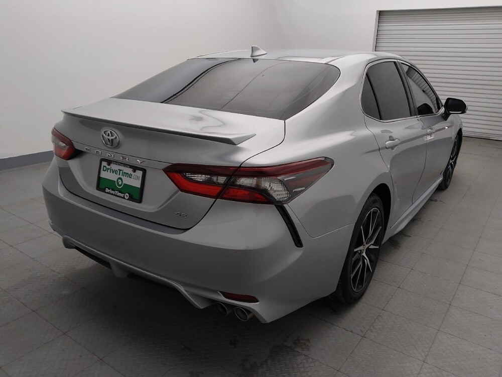 2021 Toyota Camry in Houston, TX 77074 - 18062766 9