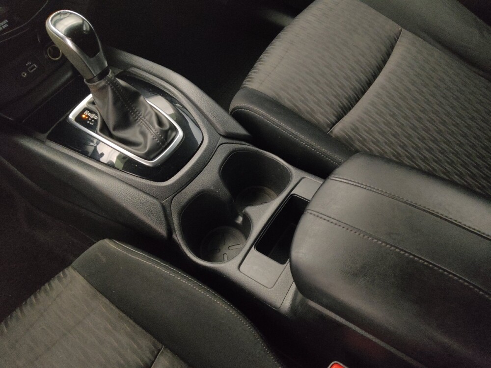 2018 Nissan Rogue in Gainesville, FL 32609 - 18062843 26