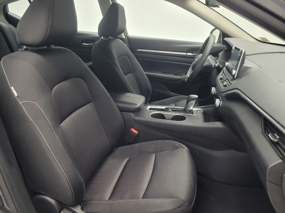 2022 Nissan Altima in Indianapolis, IN 46219 - 18062856 21