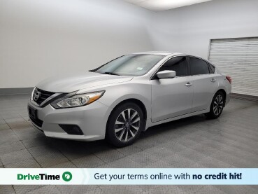 2017 Nissan Altima in Chandler, AZ 85225
