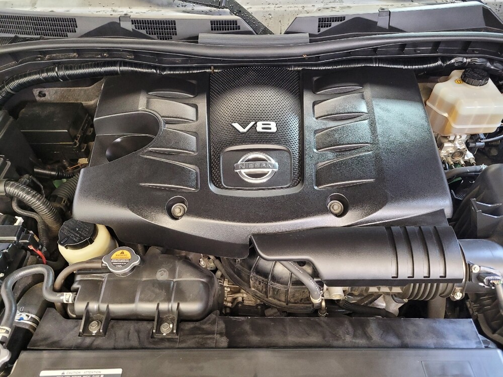 2020 Nissan Armada in Toledo, OH 43617 - 18062915 30