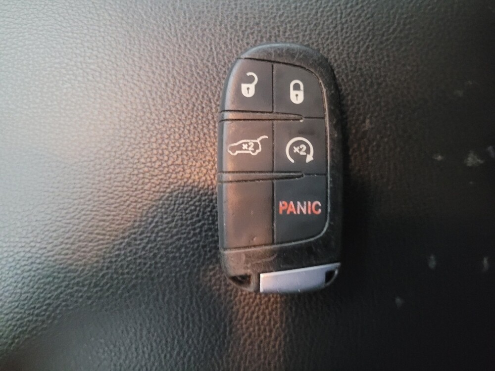 2019 Jeep Grand Cherokee in Conyers, GA 30094 - 18062936 32