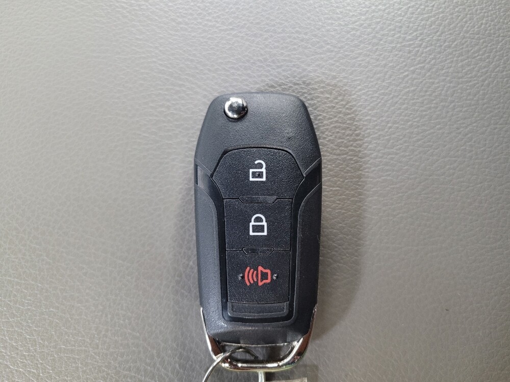 2018 Ford F150 in Fort Myers, FL 33907 - 18062982 32