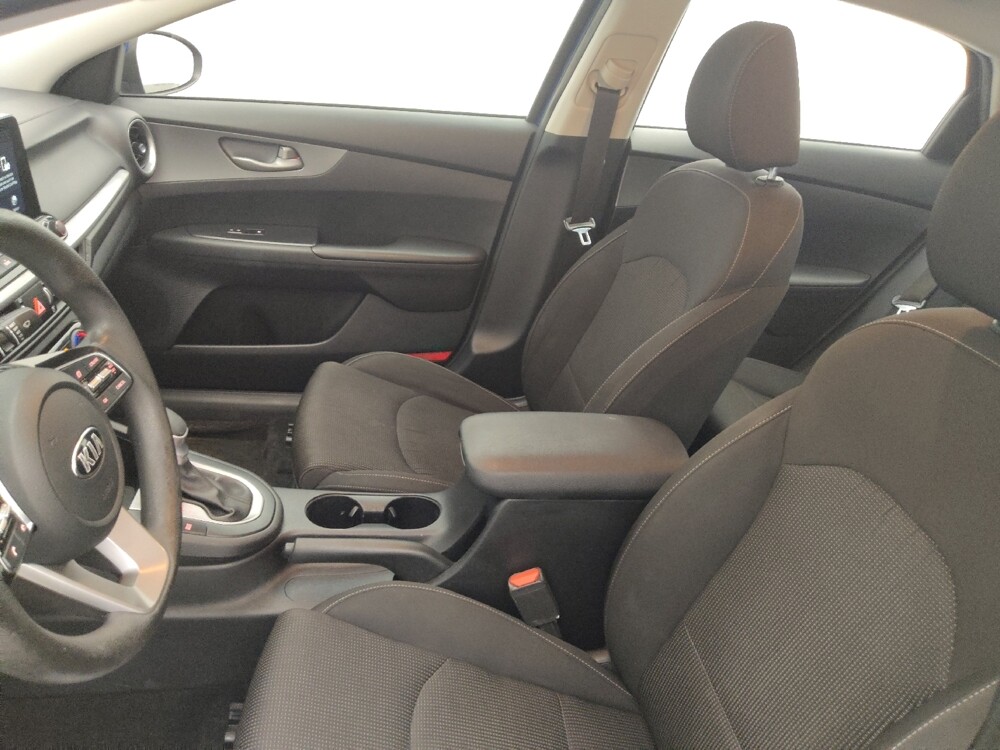 2019 Kia Forte in Lakeland, FL 33815 - 18062989 17