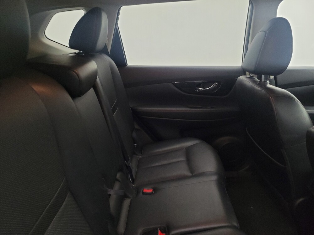 2017 Nissan Rogue in Lakeland, FL 33815 - 18062990 19