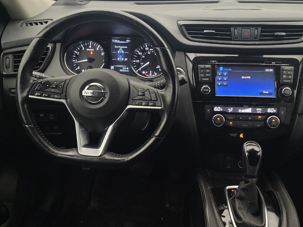 2017 Nissan Rogue in Lakeland, FL 33815 - 18062990 22