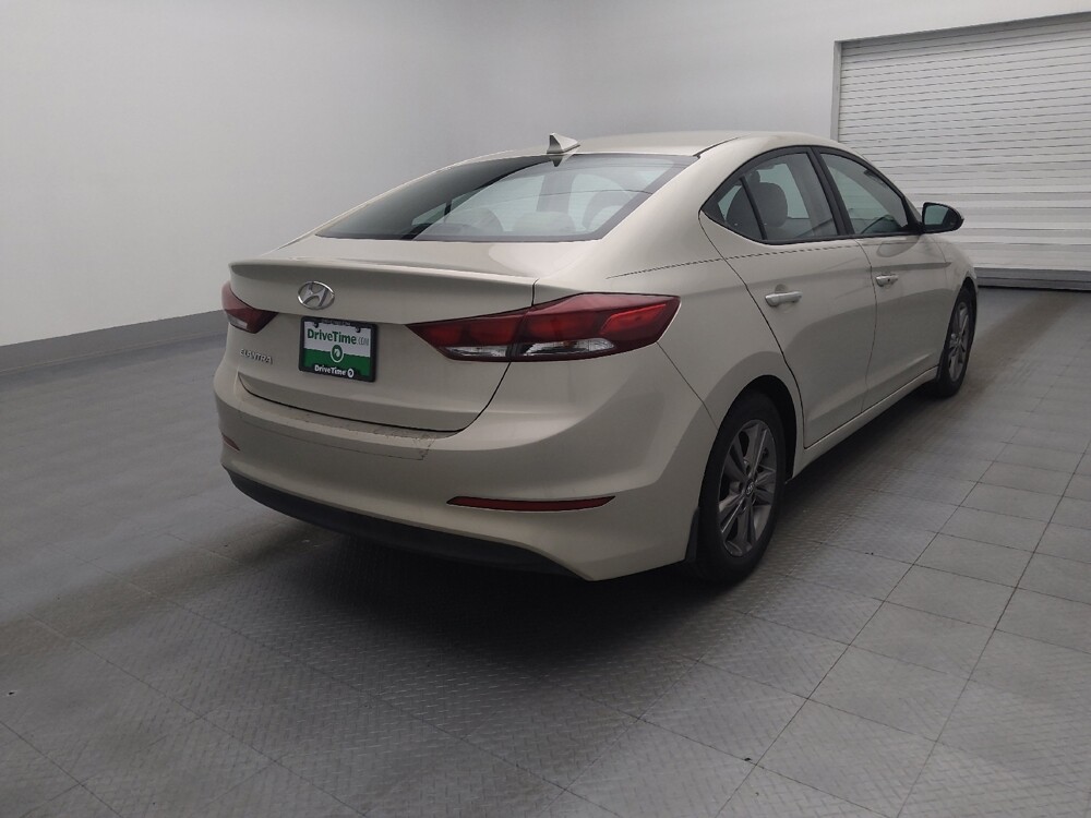 2017 Hyundai Elantra in Hialeah, FL 33014 - 18063051 9