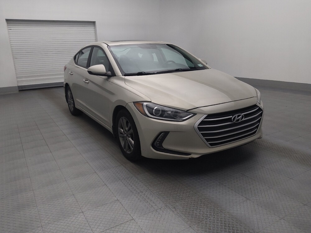 2017 Hyundai Elantra in Hialeah, FL 33014 - 18063051 13