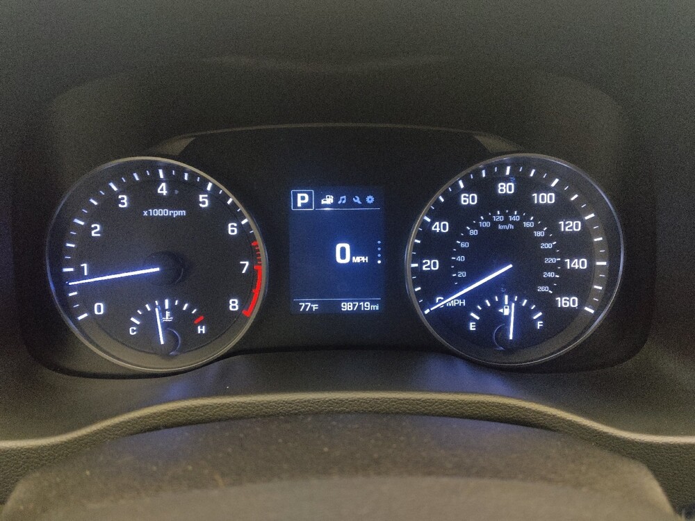 2017 Hyundai Elantra in Hialeah, FL 33014 - 18063051 23