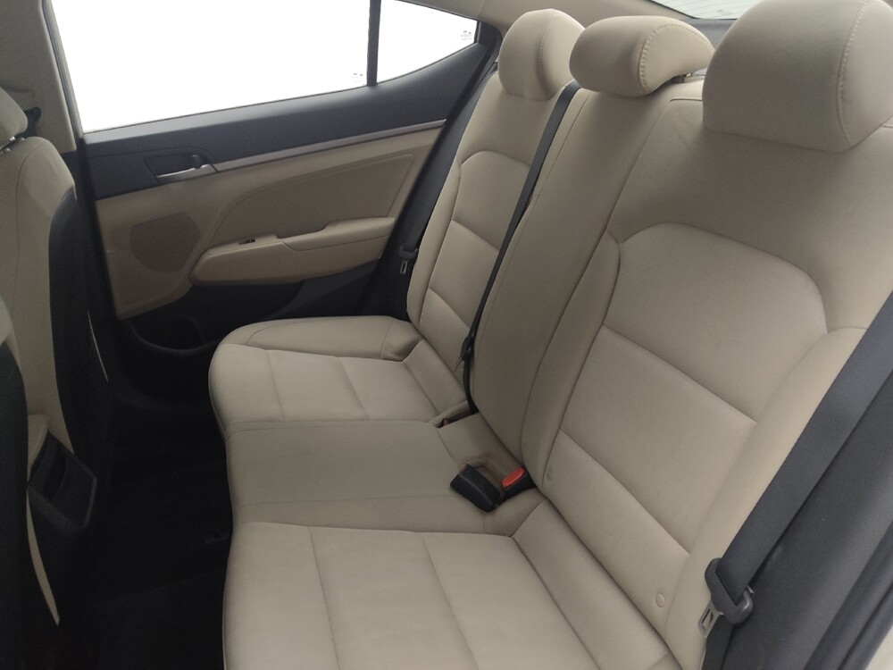 2017 Hyundai Elantra in Hialeah, FL 33014 - 18063051 18