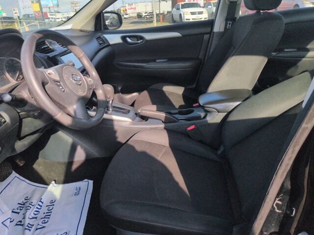 2019 Nissan Sentra in North Little Rock, AR 72117-1620 - 18063078 5