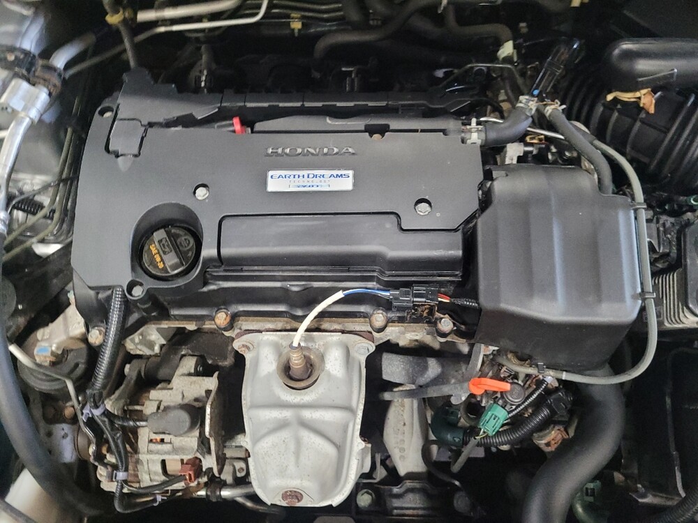 2017 Honda Accord in Glen Burnie, MD 21061 - 18063116 30