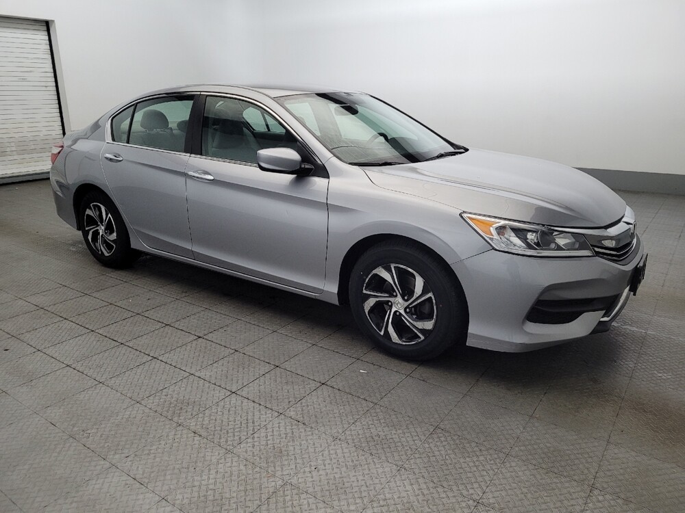 2017 Honda Accord in Glen Burnie, MD 21061 - 18063116 11