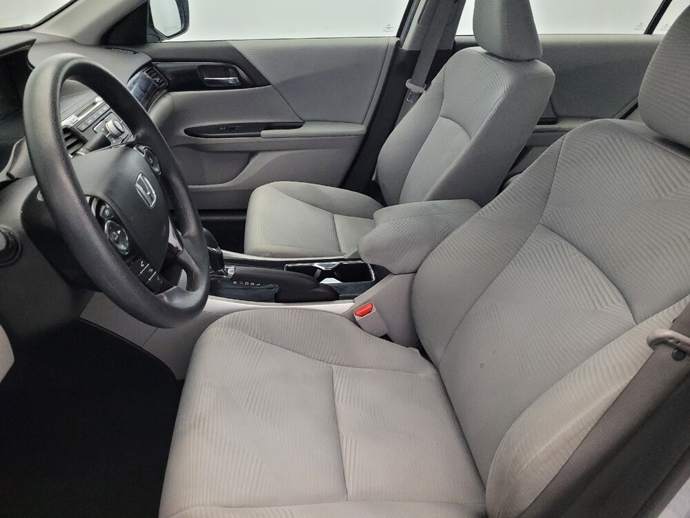 2017 Honda Accord in Glen Burnie, MD 21061 - 18063116 17