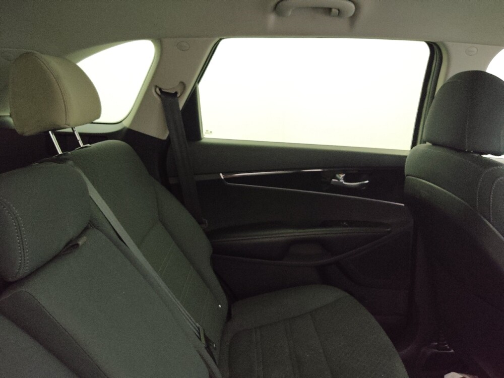 2018 Kia Sorento in Fort Myers, FL 33907 - 18063162 19