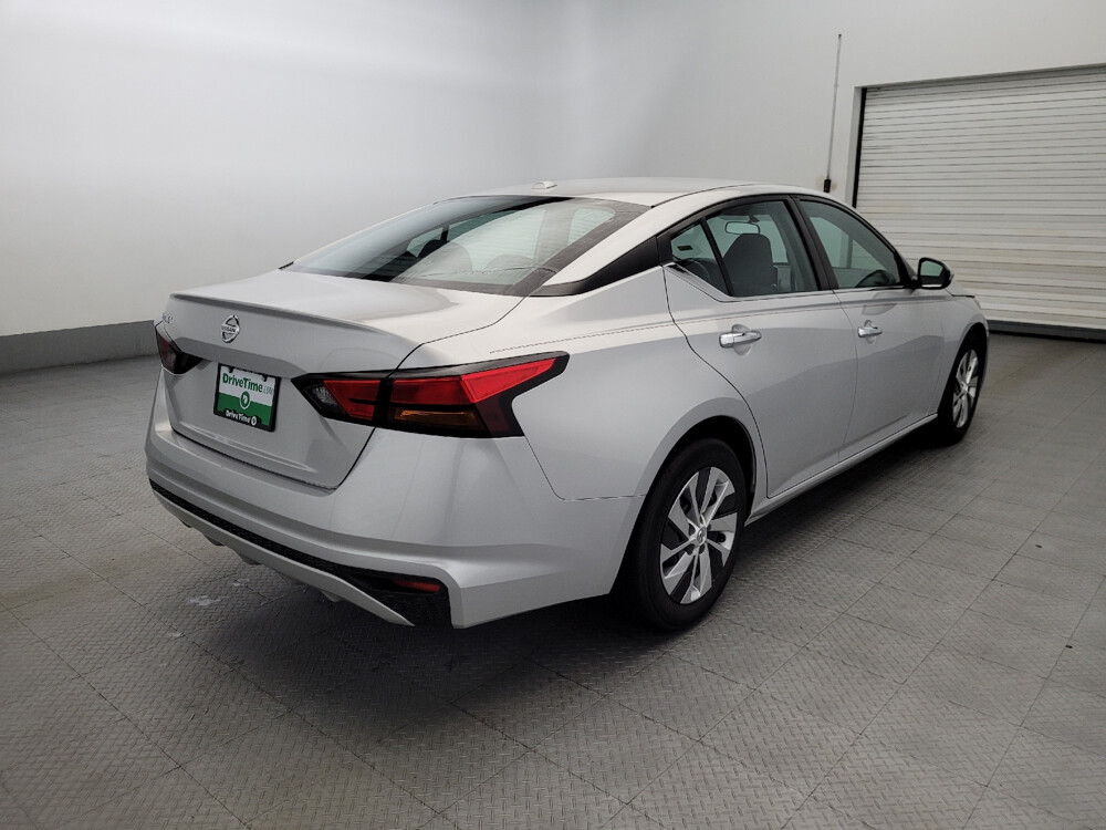 2020 Nissan Altima in Plymouth Meeting, PA 19462 - 18063236 9