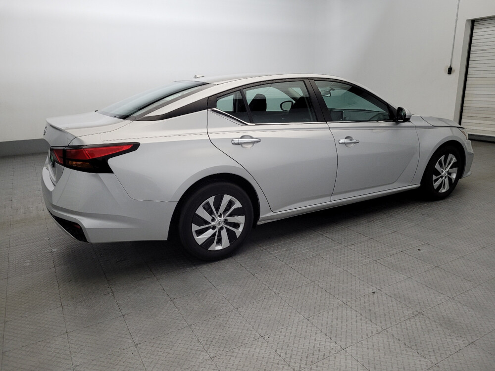 2020 Nissan Altima in Plymouth Meeting, PA 19462 - 18063236 10