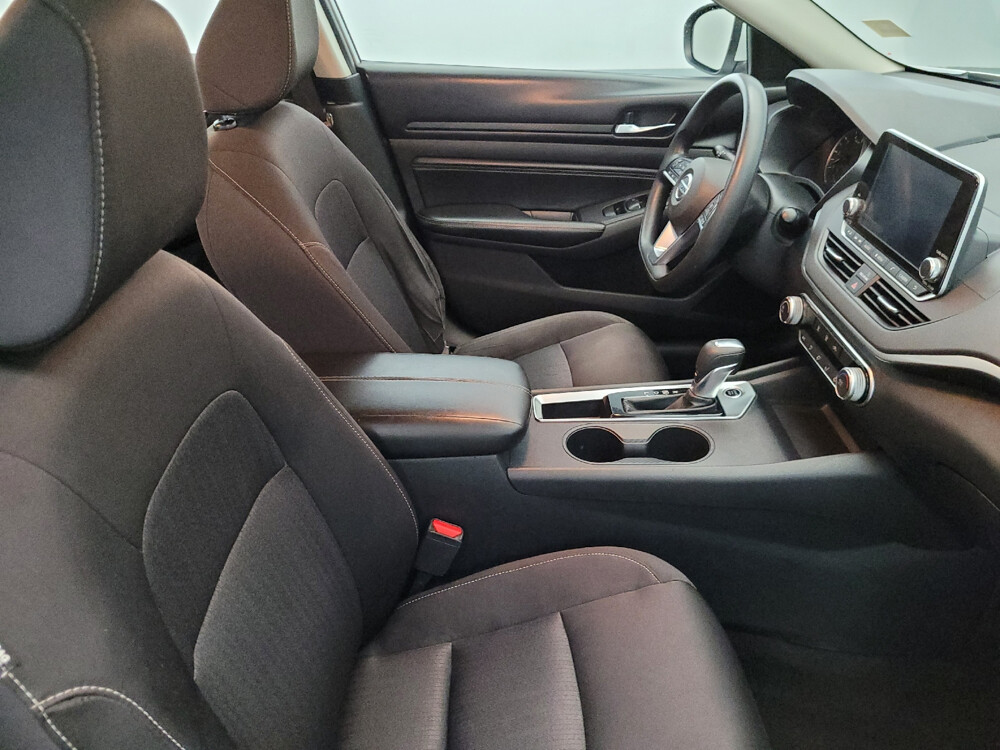 2020 Nissan Altima in Plymouth Meeting, PA 19462 - 18063236 21