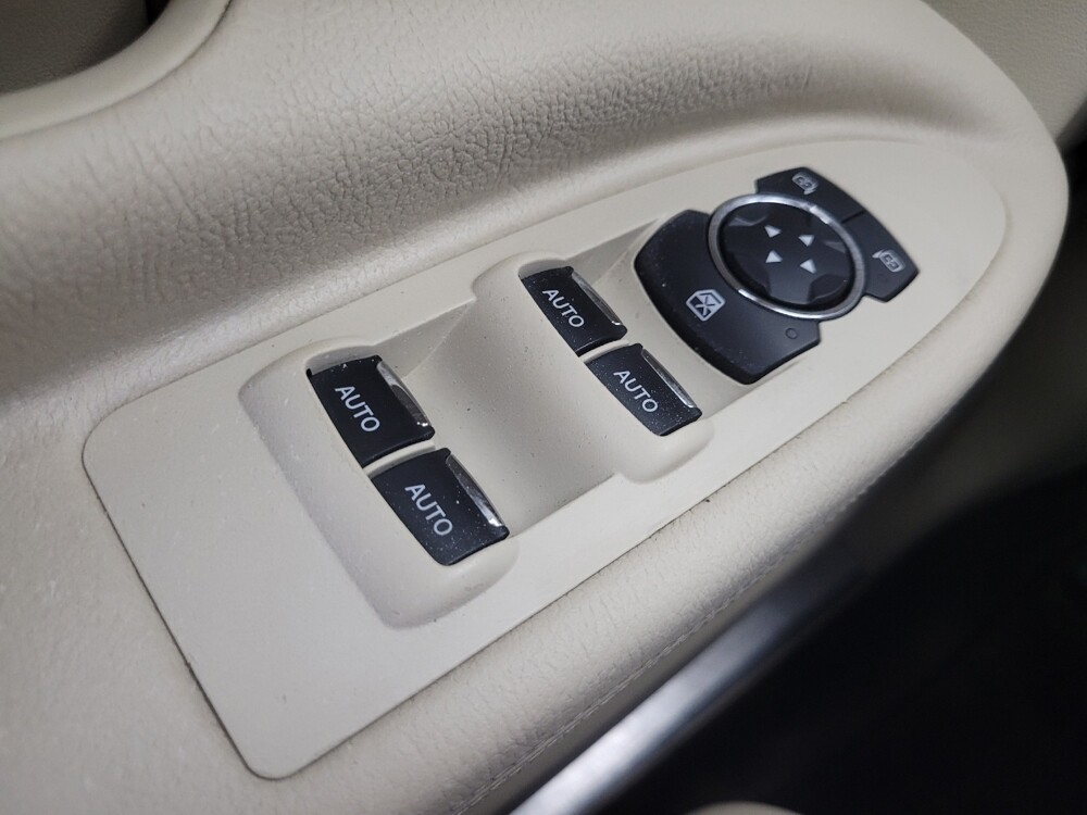 2014 Lincoln MKT in Indianapolis, IN 46219 - 18063264 27