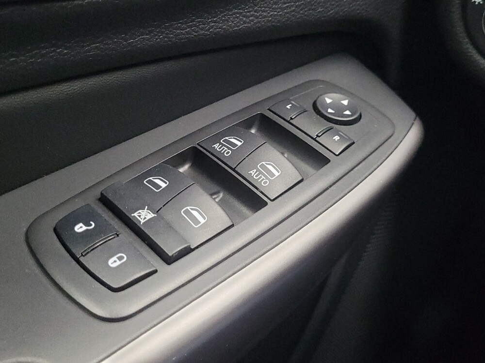 2022 Jeep Cherokee in Mishawaka, IN 46545 - 18063267 27