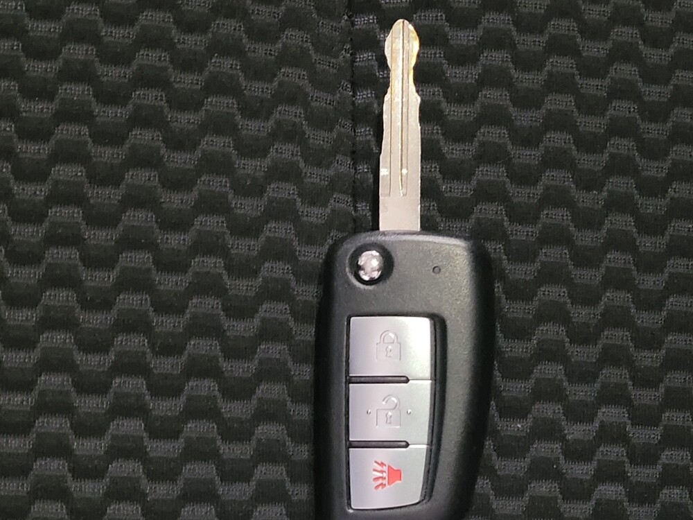 2019 Nissan Rogue Sport in Savannah, GA 31419 - 18063268 32