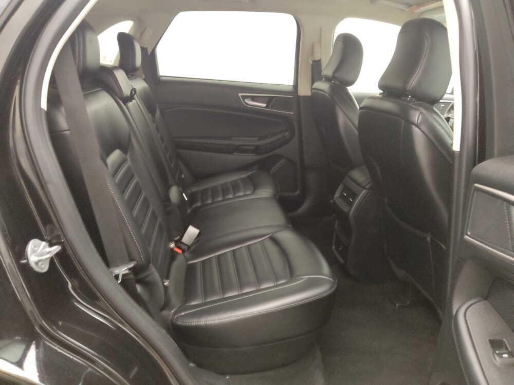 2022 Ford Edge in Wichita, KS 67207 - 18063327 19