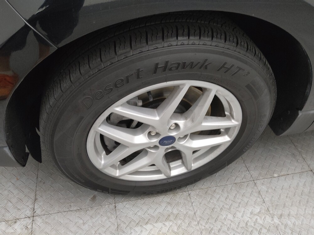 2022 Ford Edge in Wichita, KS 67207 - 18063327 31