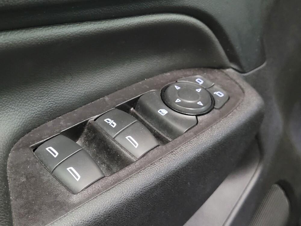 2022 Chevrolet Equinox in Temple Hills, MD 20746 - 18063409 27