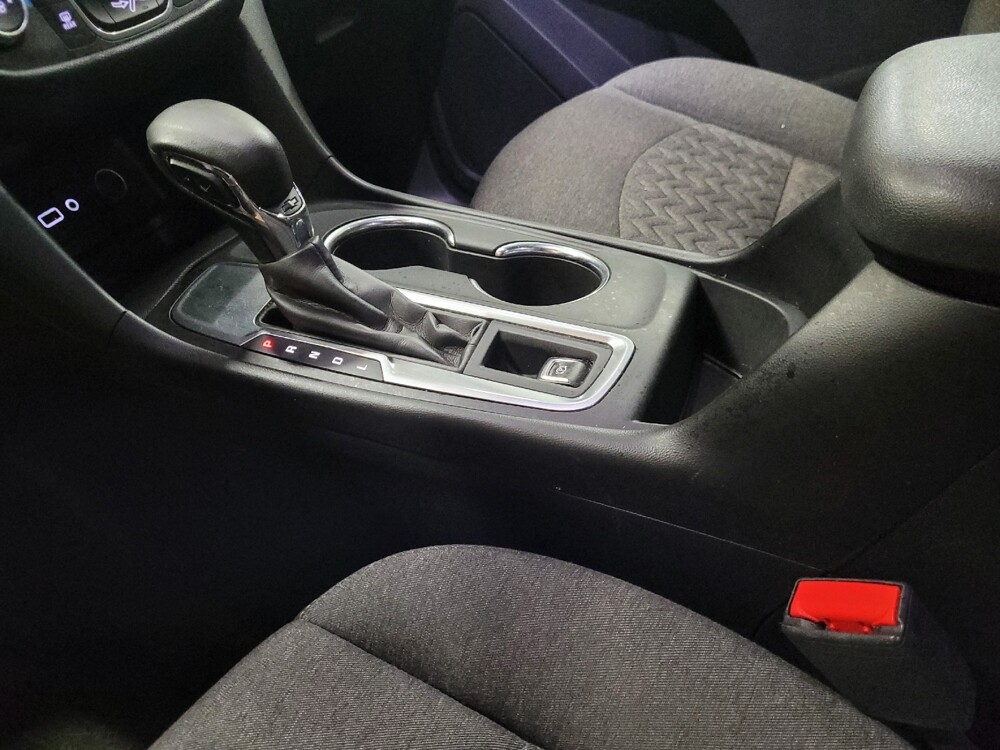 2022 Chevrolet Equinox in Temple Hills, MD 20746 - 18063409 26