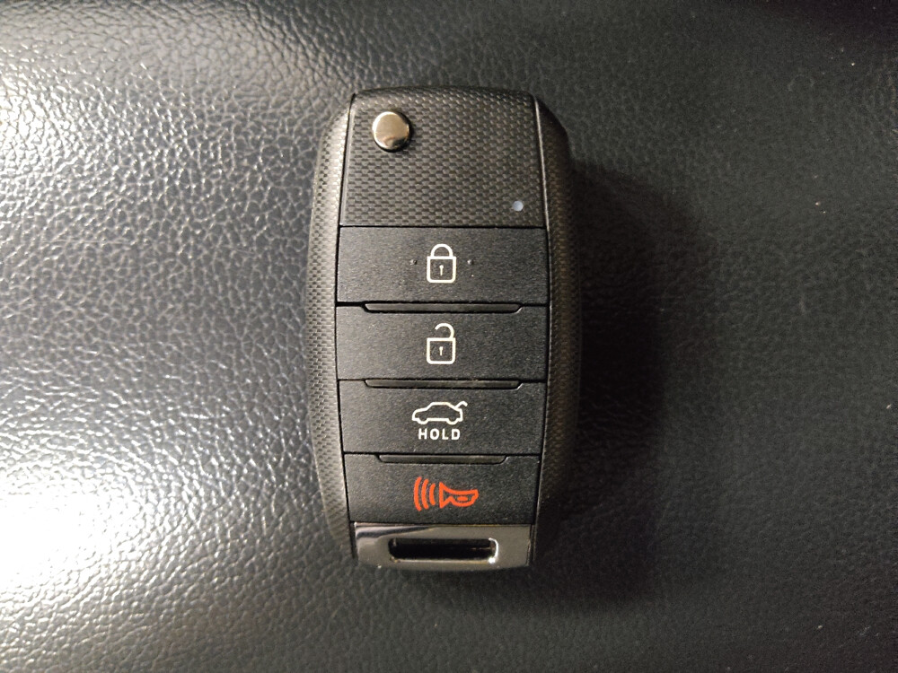 2018 Kia Forte in Athens, GA 30606 - 18063519 32