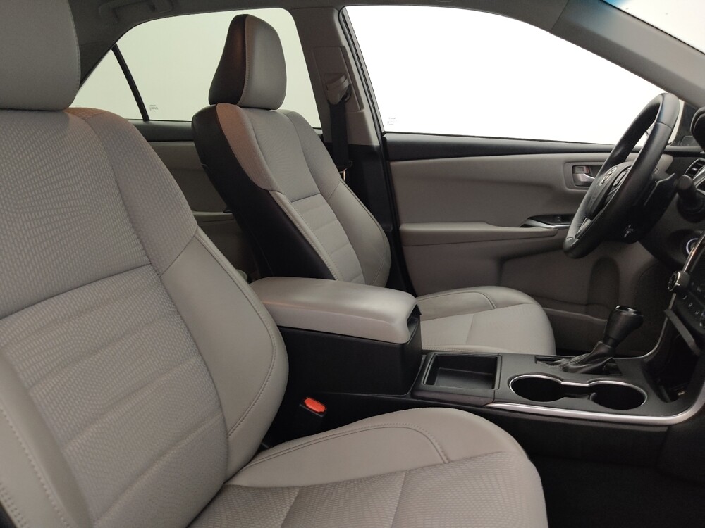 2017 Toyota Camry in Tallahassee, FL 32304 - 18063553 21