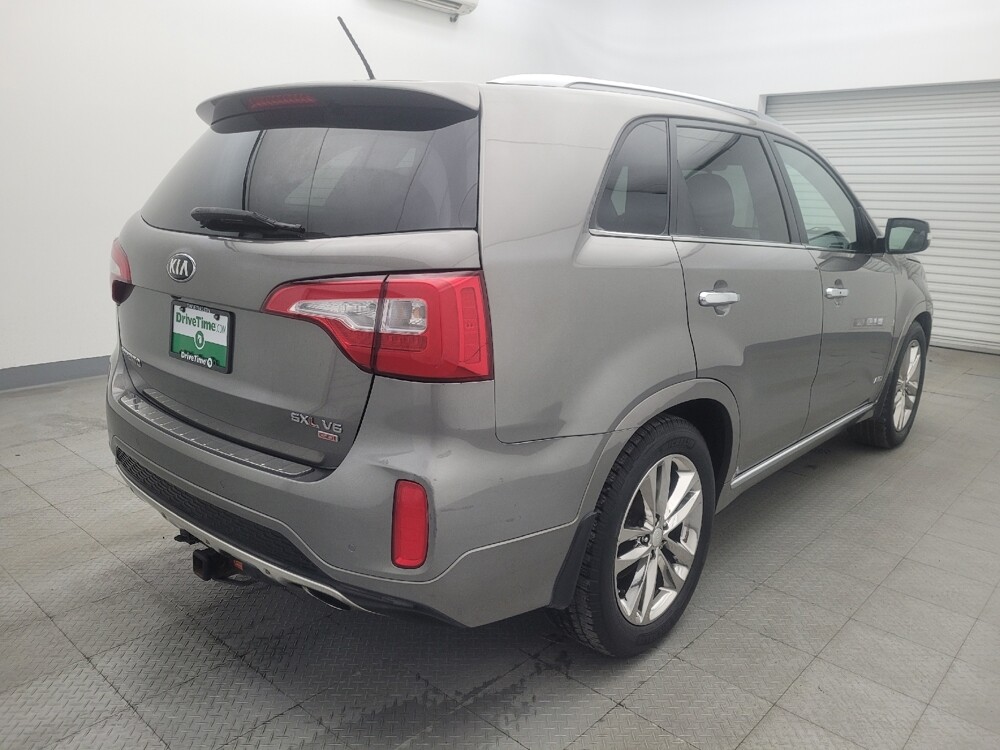 2014 Kia Sorento in Houston, TX 77034 - 18063578 9