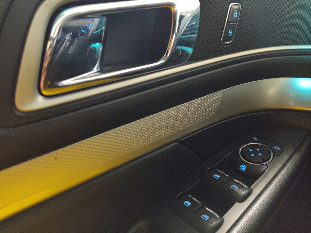 2016 Ford Explorer in Jackson, MS 39211 - 18063661 27