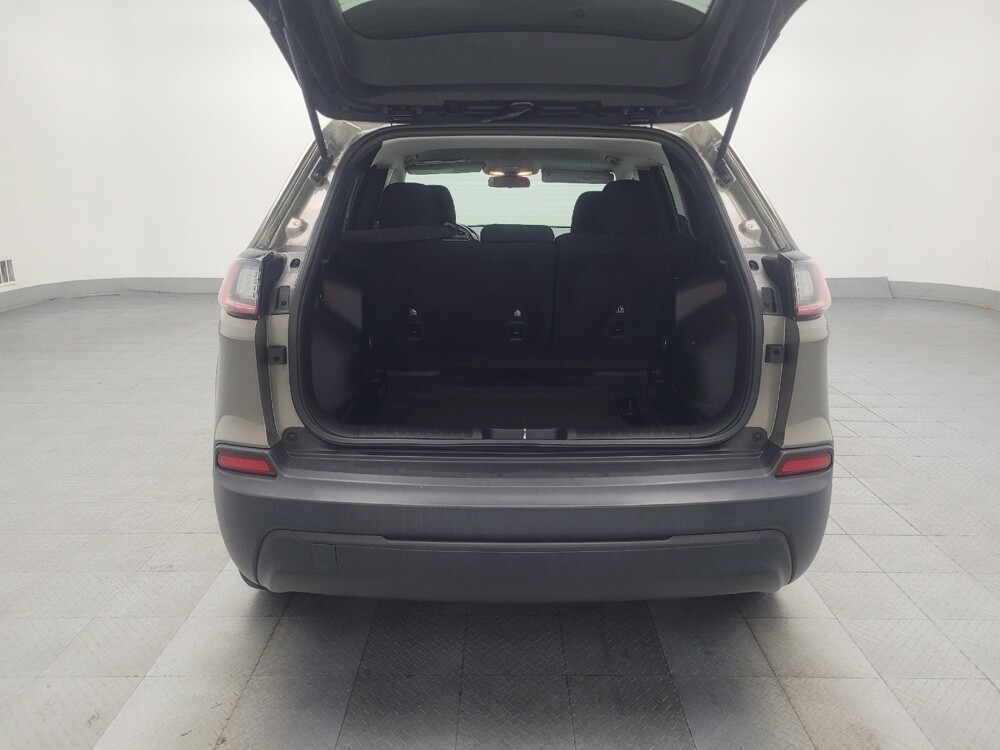 2019 Jeep Cherokee in Stone Mountain, GA 30083 - 18063683 29