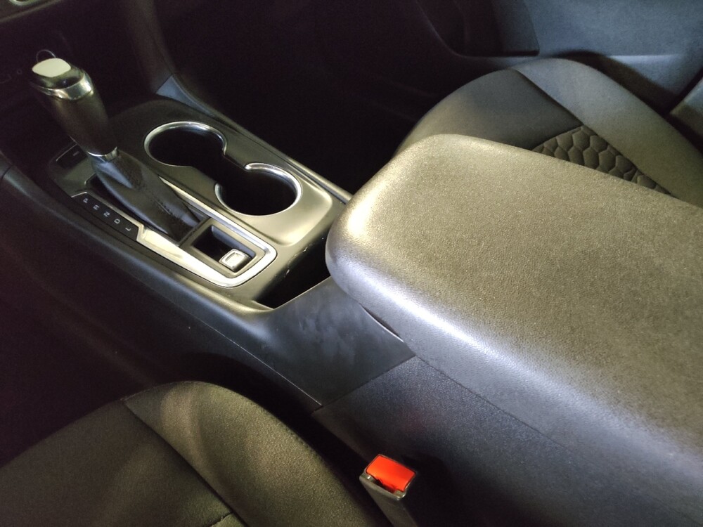 2019 Chevrolet Equinox in Charleston, SC 29414 - 18063690 26