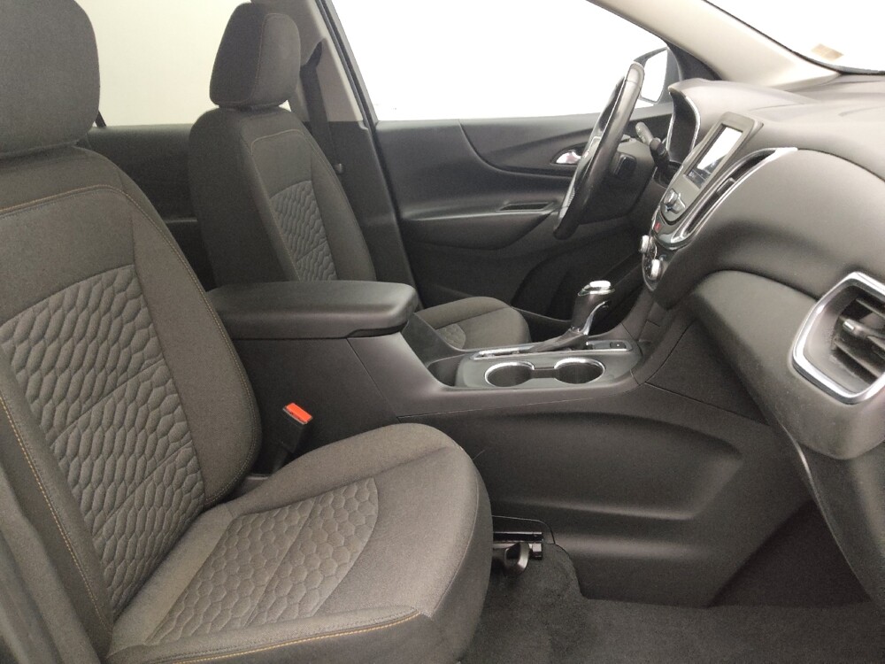 2019 Chevrolet Equinox in Charleston, SC 29414 - 18063690 21