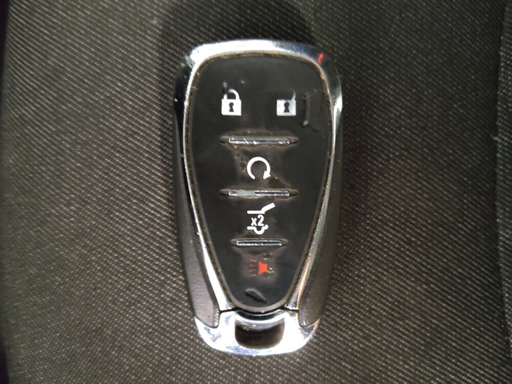 2019 Chevrolet Equinox in Charleston, SC 29414 - 18063690 32