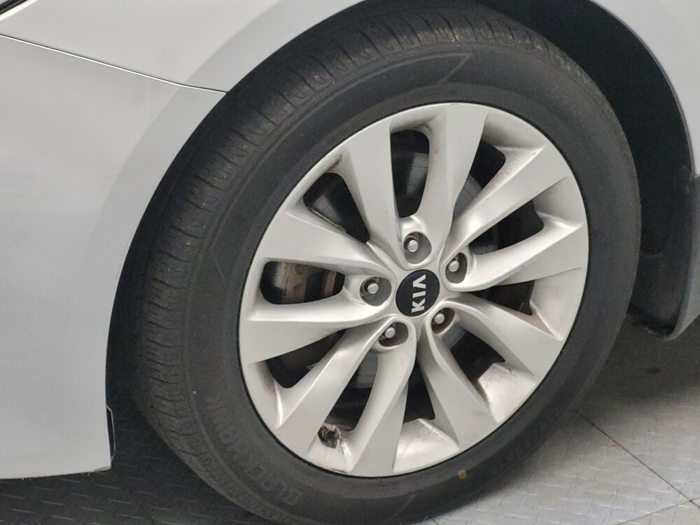 2018 Kia Optima in Memphis, TN 38128 - 18063695 31