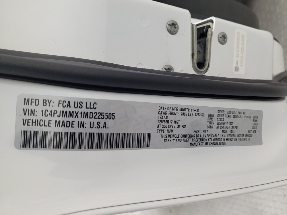 2021 Jeep Cherokee in Las Vegas, NV 89104 - 18063697 33