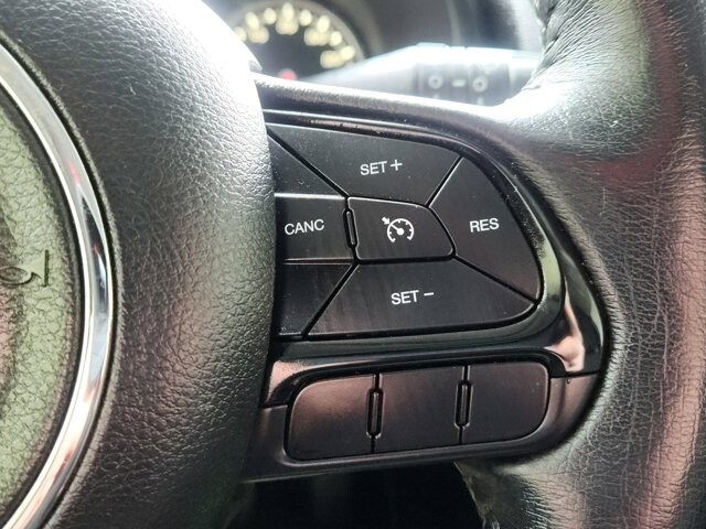 2020 Jeep Renegade in Cinnaminson, NJ 08077 - 18063700 17