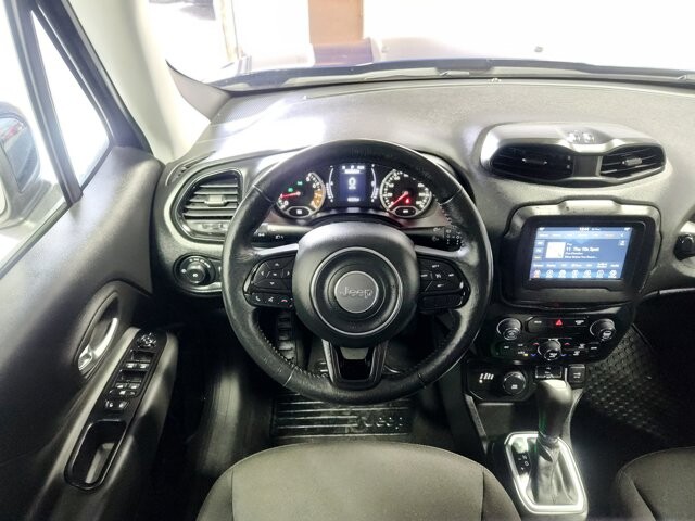2020 Jeep Renegade in Cinnaminson, NJ 08077 - 18063700 16