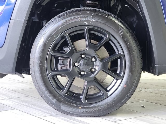 2020 Jeep Renegade in Cinnaminson, NJ 08077 - 18063700 9