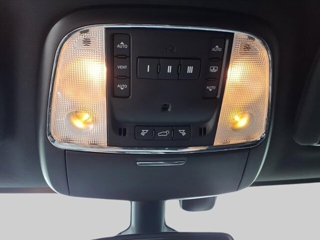 2022 Jeep Grand Cherokee in Winchester, VA 22602 - 18063702 38