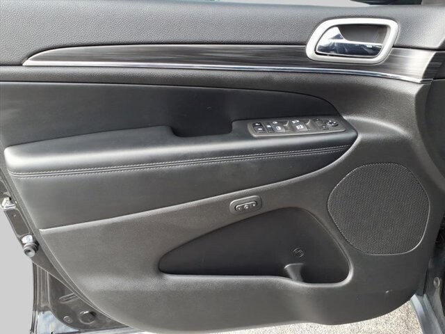 2022 Jeep Grand Cherokee in Winchester, VA 22602 - 18063702 18