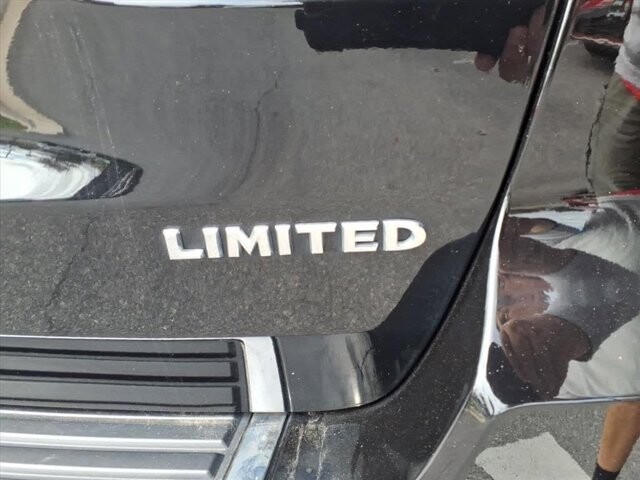 2022 Jeep Grand Cherokee in Winchester, VA 22602 - 18063702 9